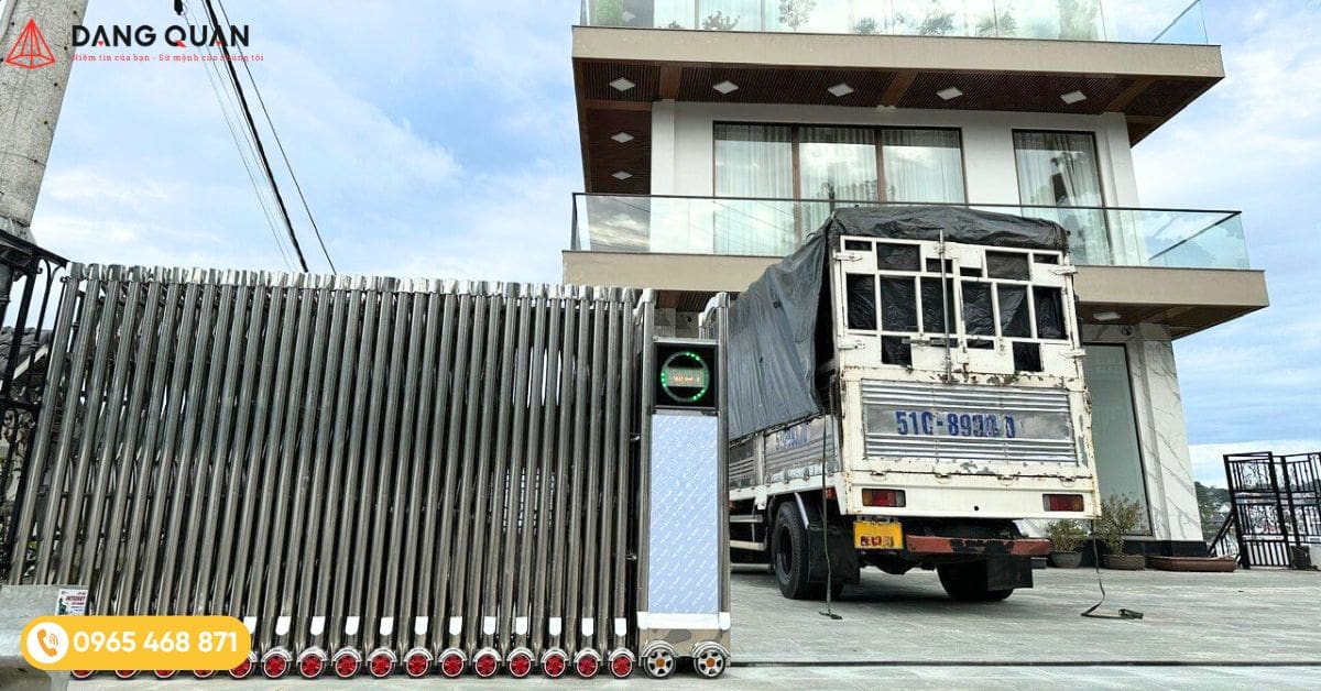 lắp đặt công trình cổng xếp tại Bình Dương
