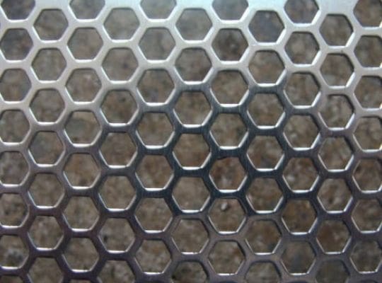 Thép tấm đục lỗ - Ảnh 2