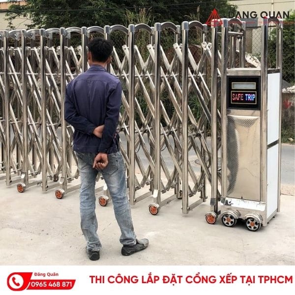 Thi công lắp đặt cổng xếp