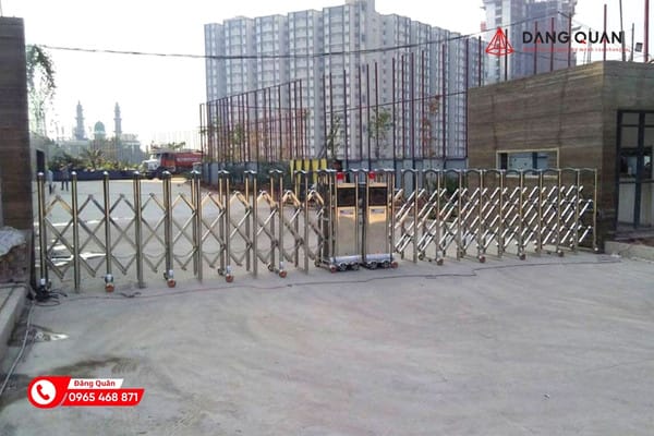 2 Bộ cổng xếp đối diện