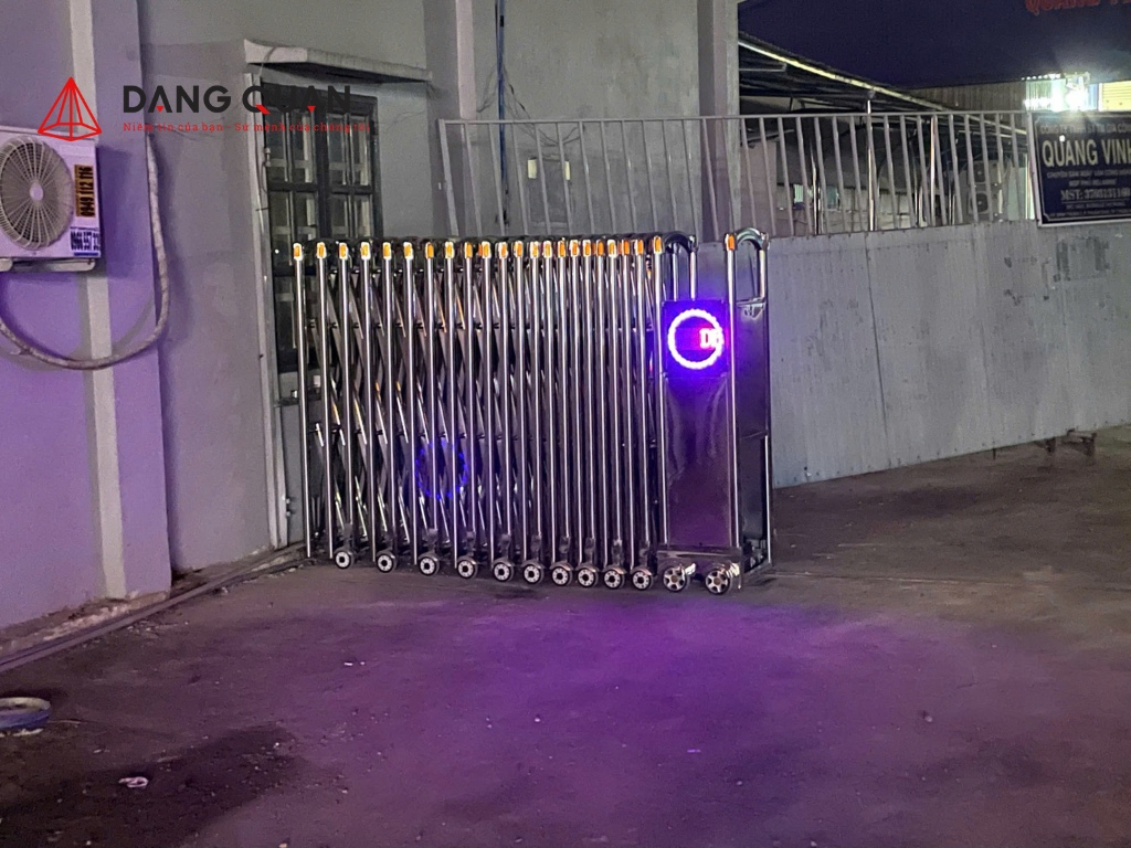 Cổng xếp cho nhà máy nhựa
