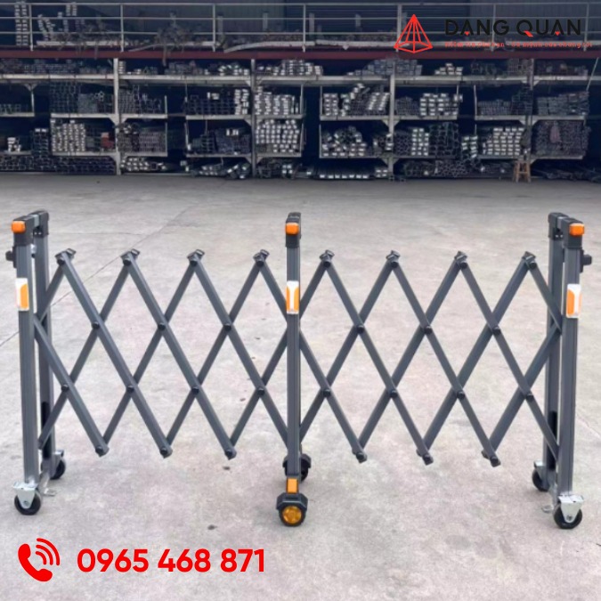 Lắp đặt hàng rào xếp kéo tay