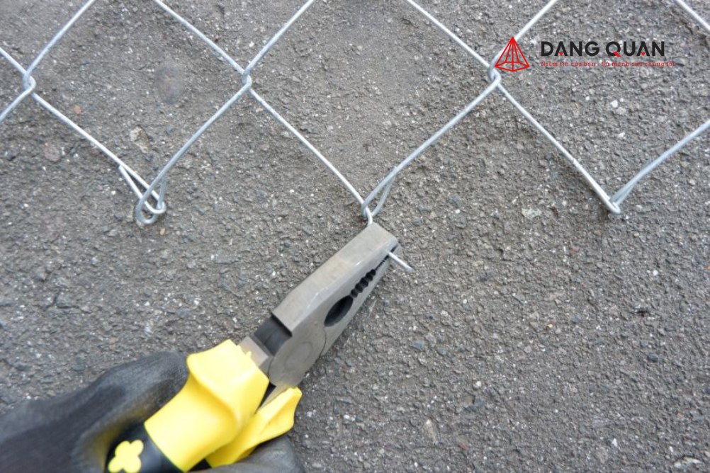 Tháo đầu dây lưới B40