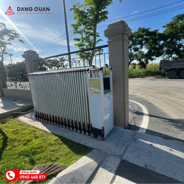 Cổng xếp tự động