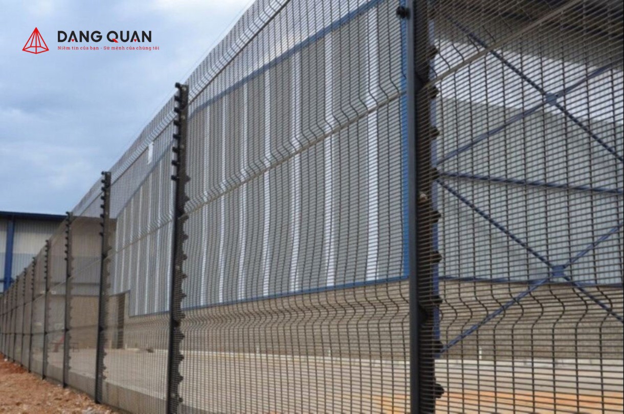 Nên chọn sơn tĩnh điện hay mạ kẽm lên lưới thép
