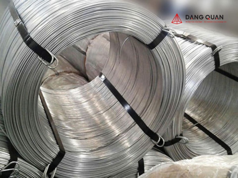Dây kẽm và dây thép đen