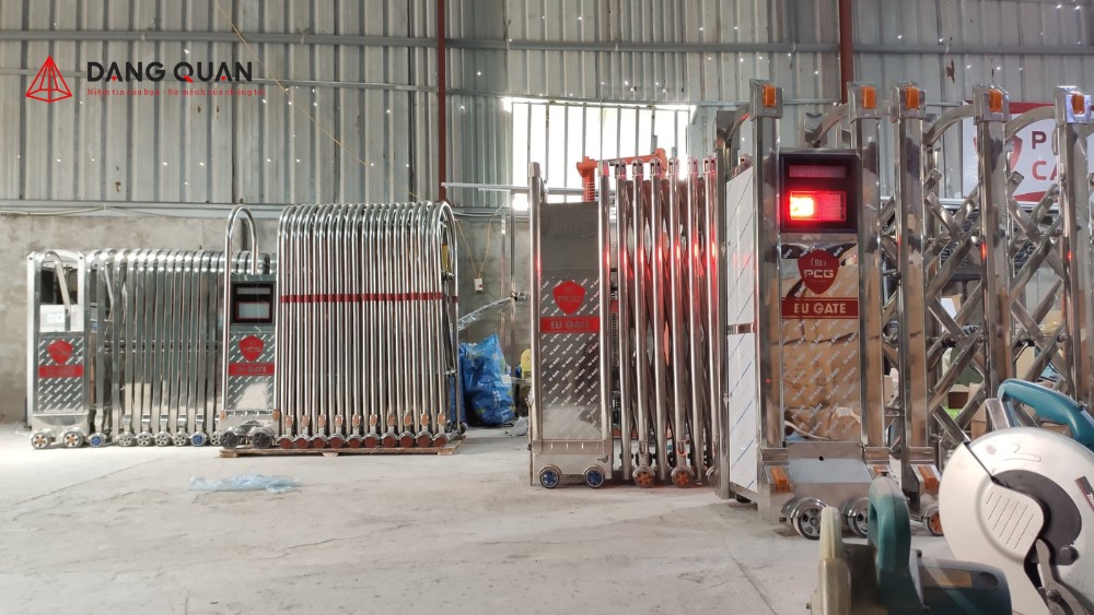 Lắp đặt cổng xếp tại Thanh Hóa