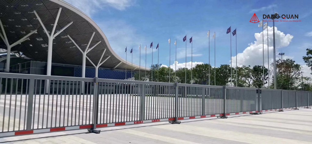Cổng trượt tự động có ray