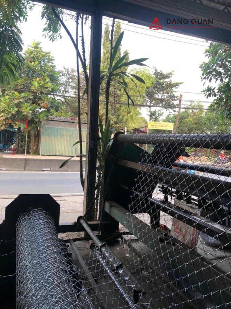 Cuộn lưới B40 trước khi vận chuyển xuống Bến Tre
