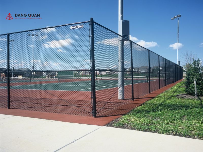 Mẫu hàng rào sân tennis đẹp