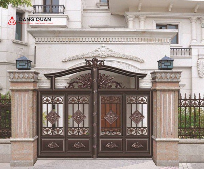 Mẫu phào chỉ hàng rào có phù điêu