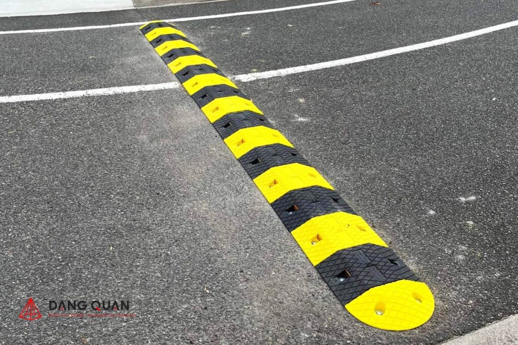 Quy định về gồ giảm tốc